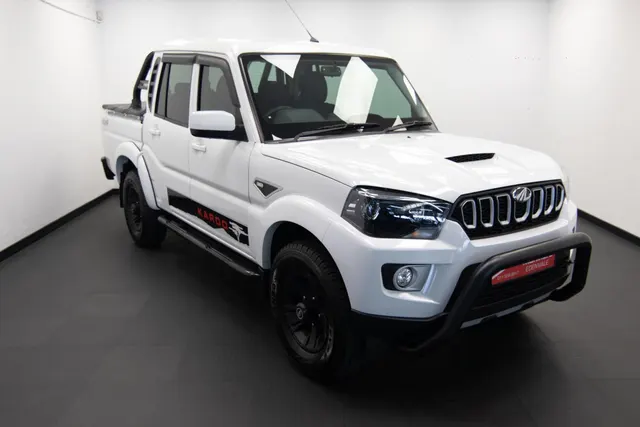 2026 Mahindra Pik Up 2.2CRDe Double Cab 4x4 S6 Karoo Auto