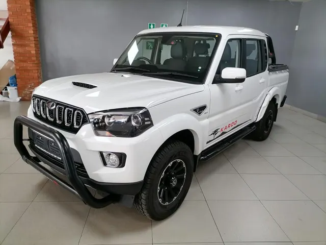 2026 Mahindra Pik Up 2.2CRDe Double Cab S11 Karoo