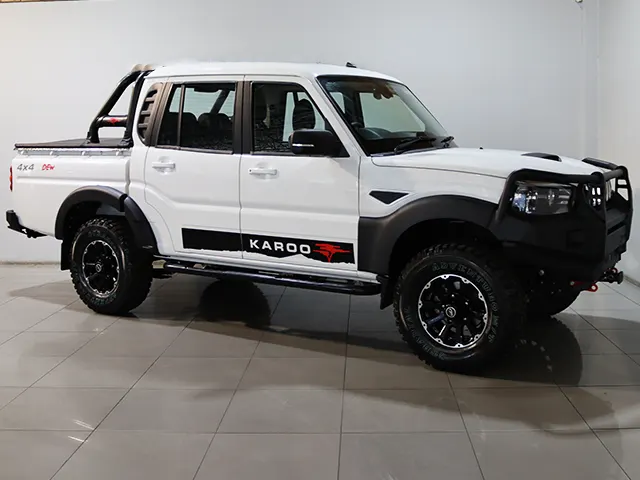 2026 Mahindra Pik Up 2.2CRDe Double Cab 4x4 S11 Karoo Dew