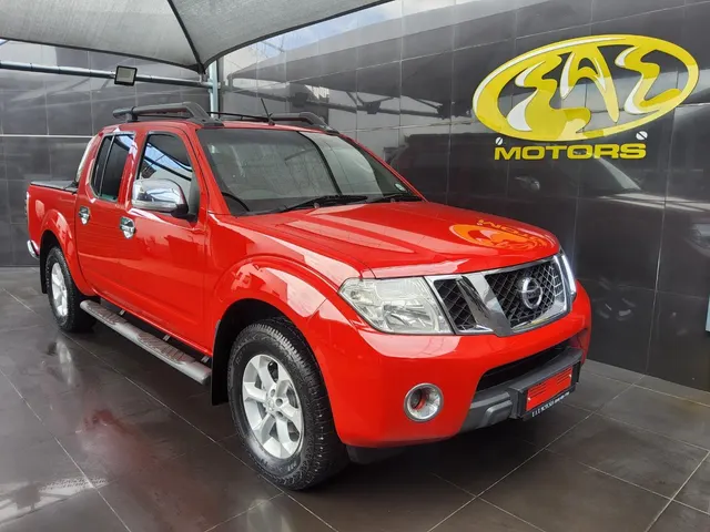 2012 Nissan Navara 2.5dCi Double Cab 4x4 LE