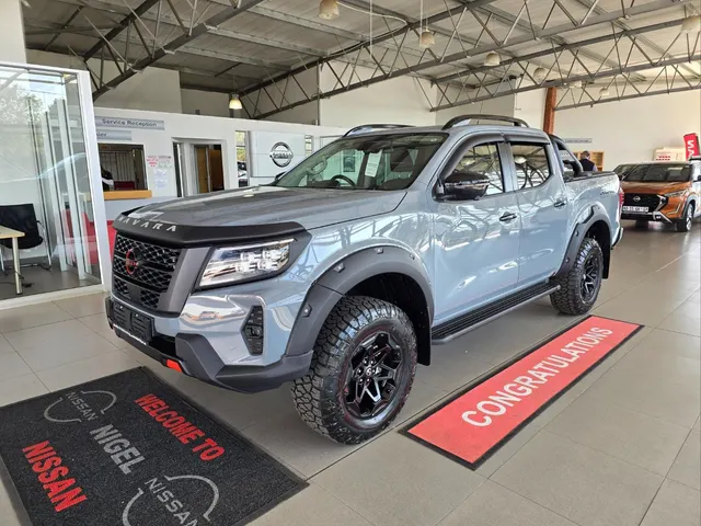 2026 Nissan Navara 2.5DDTi Double Cab Pro-4x 4x4 Warrior