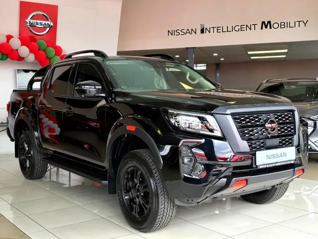 2026 Nissan Navara 2.5DDTi Double Cab PRO-4X 4x4