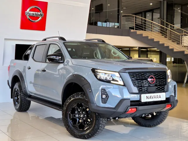 2025 Nissan Navara 2.5DDTi Double Cab Pro-4x 4x4 Warrior