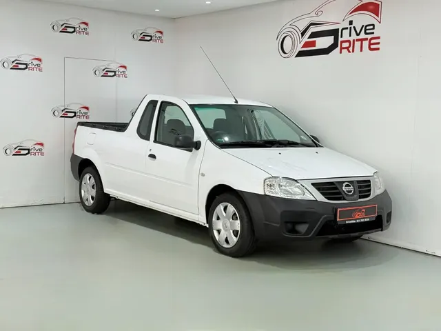 2020 Nissan NP200 1.6i (Aircon) Safety Pack