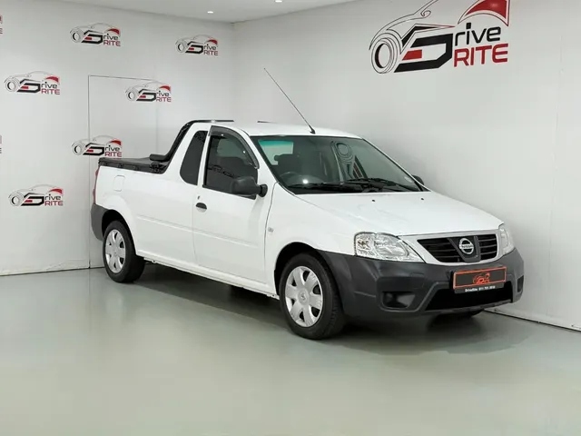 2023 Nissan NP200 1.6i (Aircon) Safety Pack