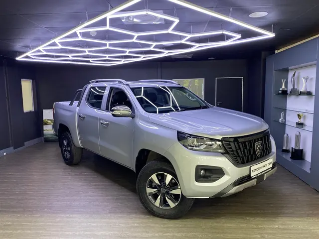 2026 Peugeot Landtrek 1.9TD Double Cab Allure