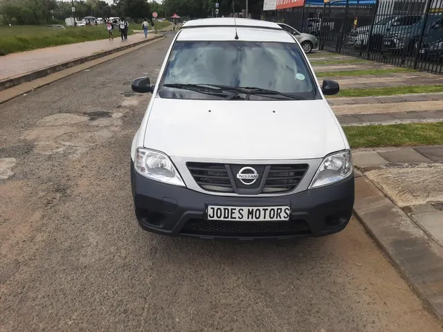 2018 Nissan NP200 1.6i (aircon)