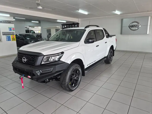 2026 Nissan Navara 2.5DDTi Double Cab Stealth 4x4