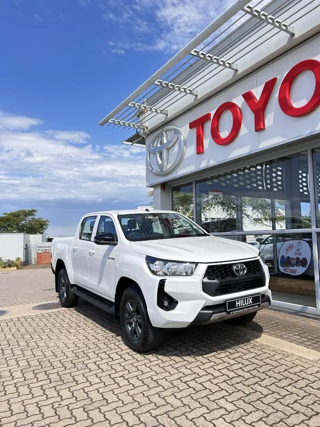 2026 Toyota Hilux 2.4GD-6 Double Cab Raider Manual