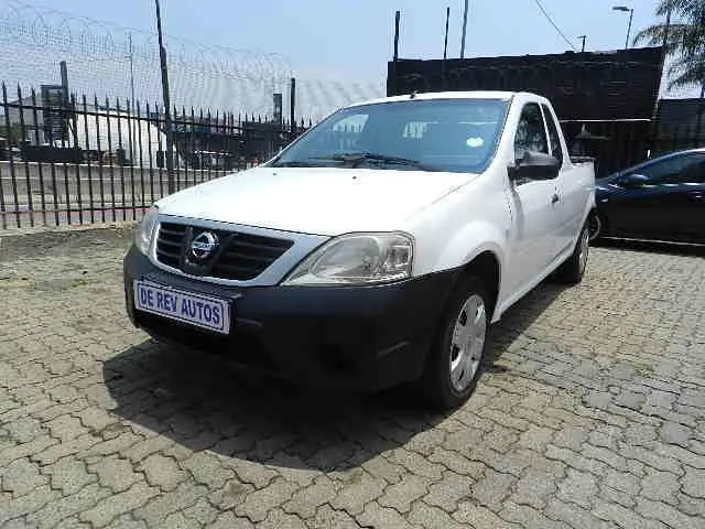 2019 Nissan NP200 1.6i (aircon)