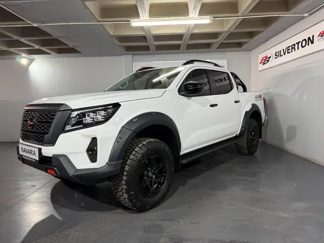 2026 Nissan Navara 2.5DDTi Double Cab Pro-4x 4x4 Warrior