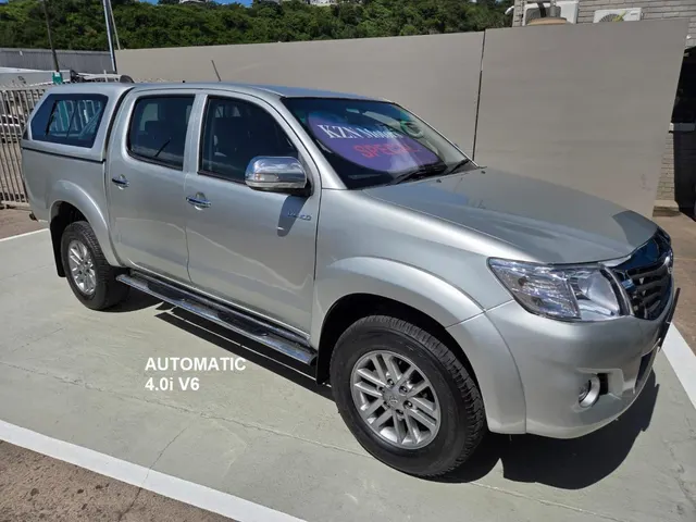 2014 Toyota Hilux 4.0 V6 Double Cab Raider