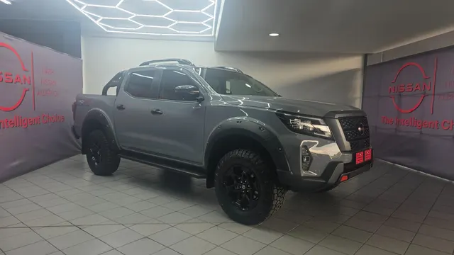 2026 Nissan Navara 2.5DDTi Double Cab Pro-4x 4x4 Warrior