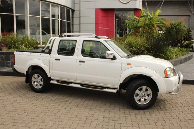 2015 Nissan NP300 Hardbody 2.5TDi Double Cab Hi-Rider