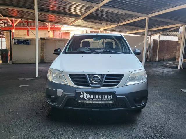 2021 Nissan NP200 1.6i (Aircon) Safety Pack