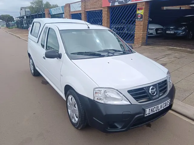 2023 Nissan NP200 1.6i (Aircon) Safety Pack
