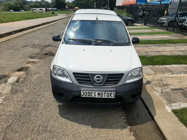 2023 Nissan NP200 1.6i (Aircon) Safety Pack