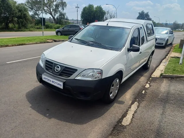 2023 Nissan NP200 1.6i (Aircon) Safety Pack