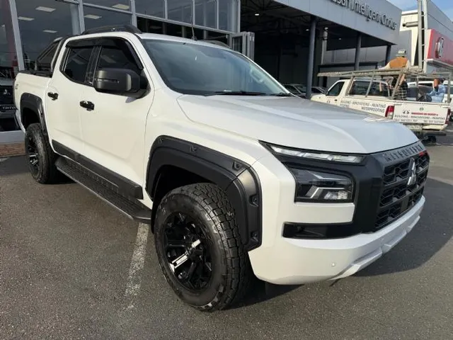 2026 Mitsubishi Triton 2.4DI-D Double Cab Xtreme 4x4