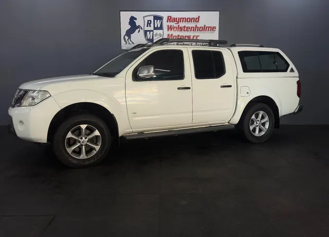 2013 Nissan Navara 3.0dCi V6 Double Cab 4x4 LE