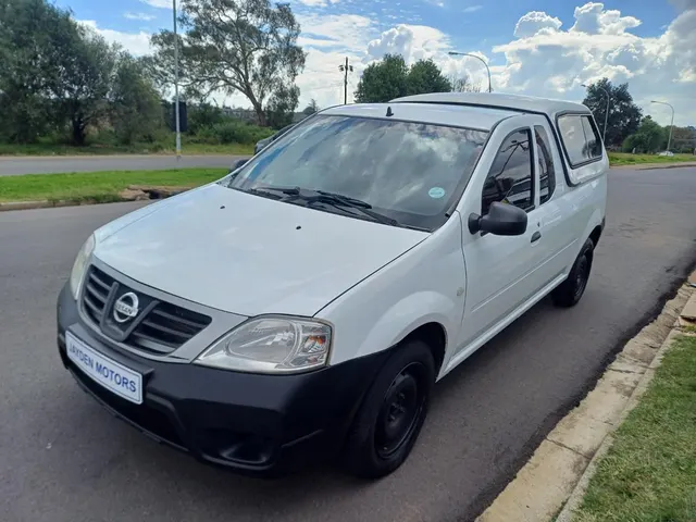 2020 Nissan NP200 1.6i (Aircon) Safety Pack