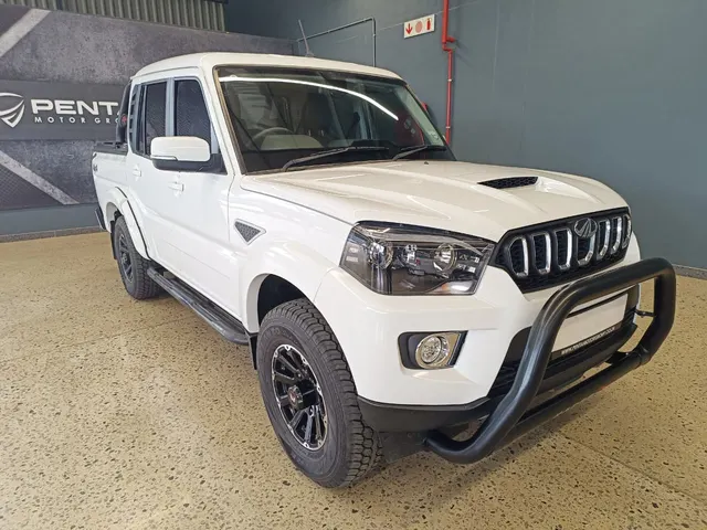 2026 Mahindra Pik Up 2.2CRDe Double Cab 4x4 S11 Karoo