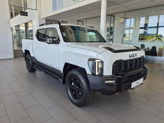 2026 Kia Tasman 2.2D Double Cab X-Pro 4x4 (colour coded)