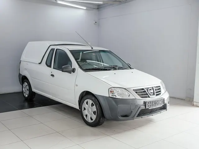 2023 Nissan NP200 1.6i (Aircon) Safety Pack