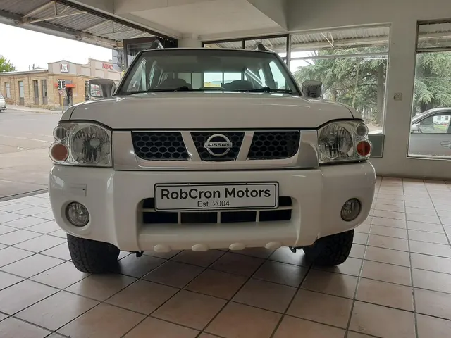 2018 Nissan NP300 Hardbody 2.4 Double Cab 4x4