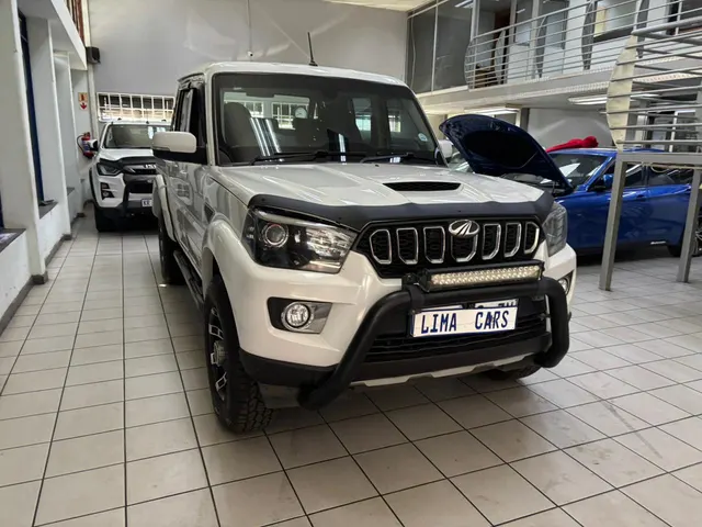 2022 Mahindra Pik Up 2.2CRDe Double Cab 4x4 S10 Karoo
