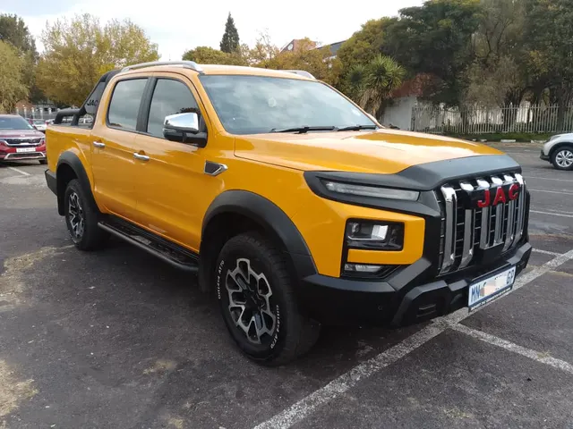 2025 JAC T9 2.0CTi Double Cab 4WD Super Lux