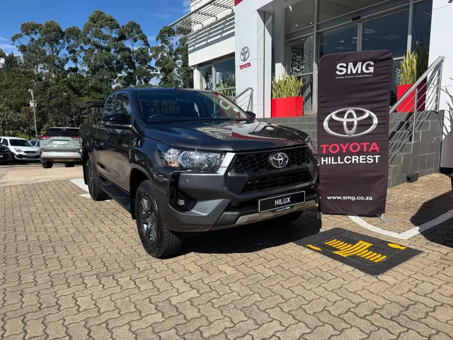 2026 Toyota Hilux 2.4GD-6 Xtra Cab Raider Manual