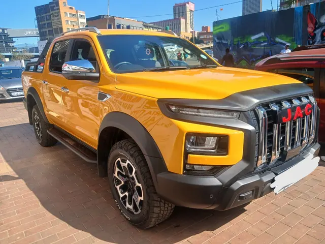 2025 JAC T9 2.0CTi Double Cab 4WD Super Lux