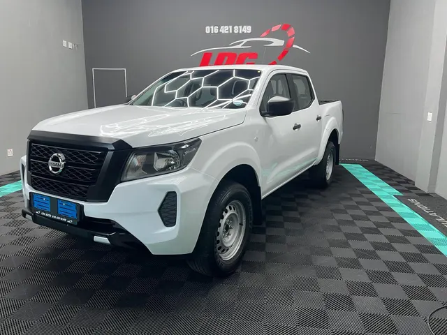 2022 Nissan Navara 2.5DDTi Double Cab SE