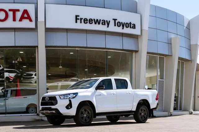 2026 Toyota Hilux 2.4GD-6 Double Cab Raider Manual