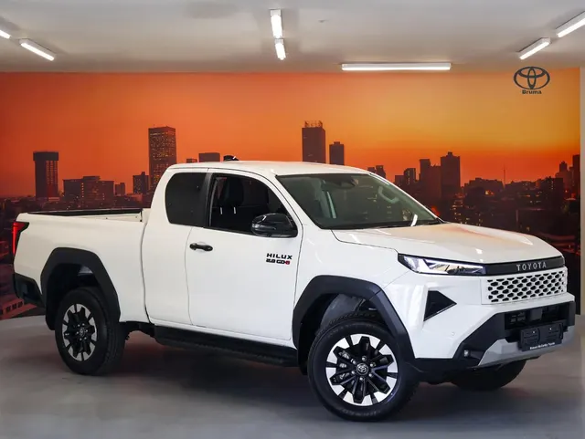 2026 Toyota Hilux 2.8GD-6 Xtra Cab Raider X