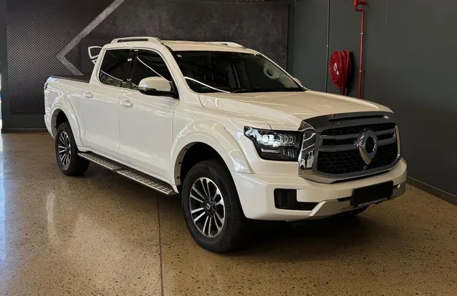 2024 GWM P500 2.4T Luxury 4x4