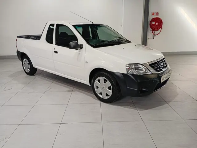 2024 Nissan NP200 1.6i (Aircon) Safety Pack