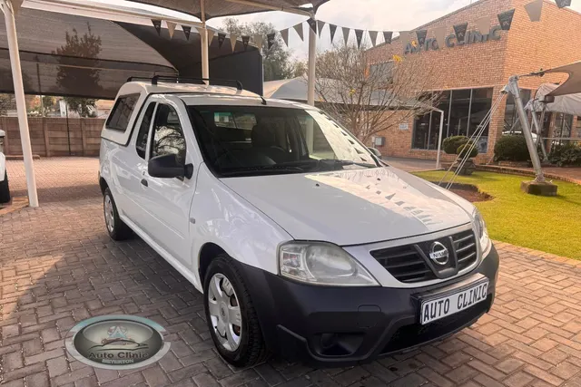 2014 Nissan NP200 1.6i (Aircon) Safety Pack
