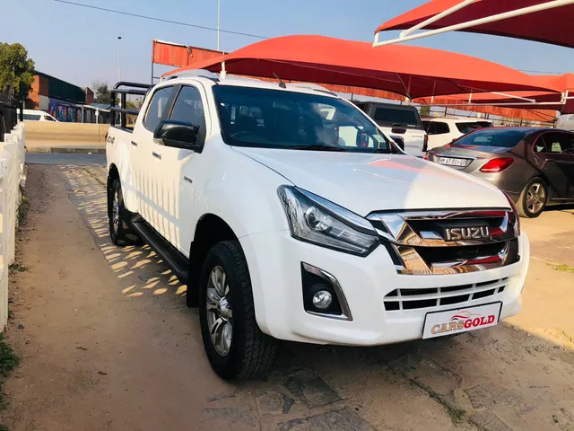 2022 Isuzu D-Max 3.0TD Double Cab LS 4x4 (Manual)