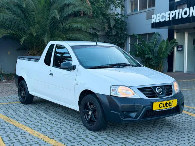 2022 Nissan NP200 1.6i (Aircon) Safety Pack
