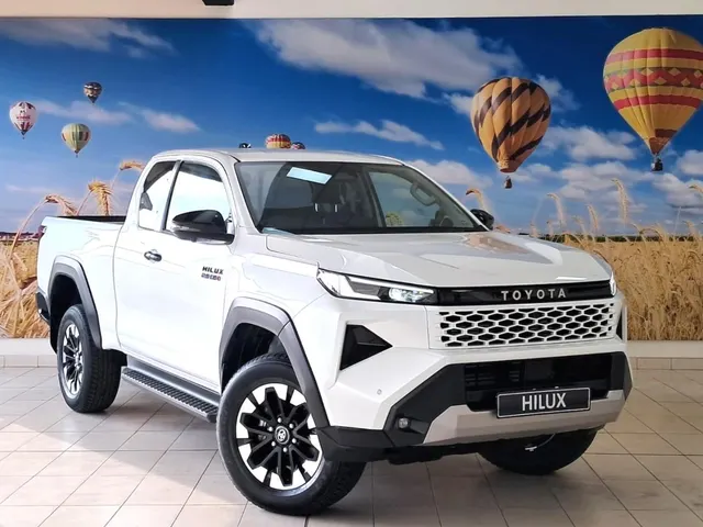 2026 Toyota Hilux 2.8GD-6 Xtra Cab Raider X