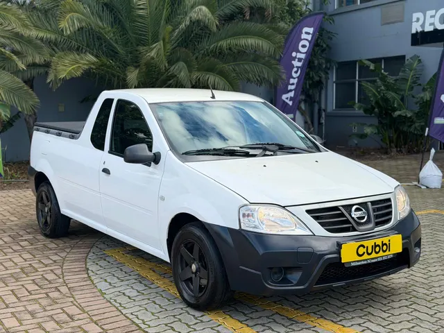 2022 Nissan NP200 1.6i (Aircon) Safety Pack