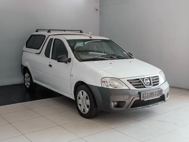 2024 Nissan NP200 1.6i (Aircon) Safety Pack