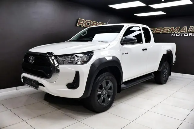 2024 Toyota Hilux 2.4GD-6 Xtra Cab Raider Auto
