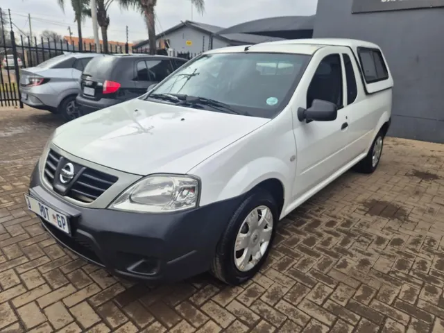 2015 Nissan NP200 1.5dCi Safety Pack