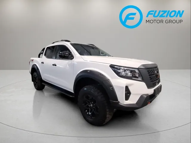 2026 Nissan Navara 2.5DDTi Double Cab Pro-4x 4x4 Warrior
