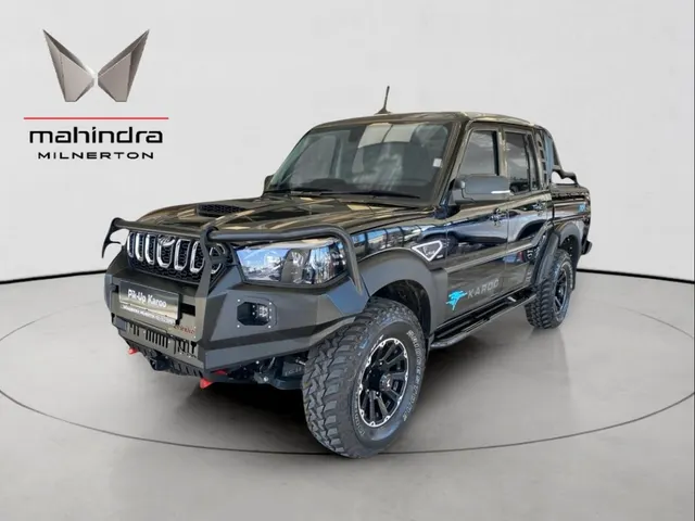 2026 Mahindra Pik Up 2.2CRDe Double Cab 4x4 S11 Karoo Dusk