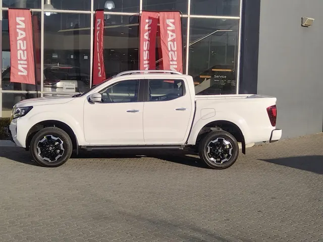 2026 Nissan Navara 2.5DDTi Double Cab Le Plus 4x4