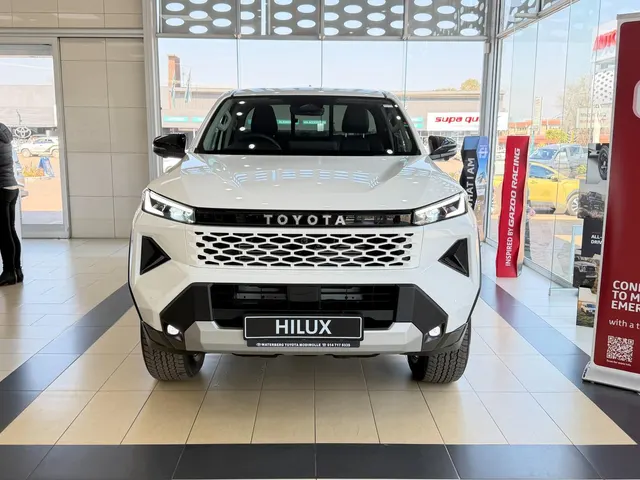 2026 Toyota Hilux 2.8GD-6 Xtra Cab Raider X 4x4